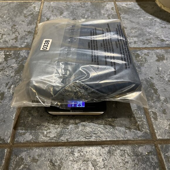 Ariya Jeans Juniors Size 13/14 Raw Hem Cut Off Cropped Embellished Distressed - Picture 11 of 11